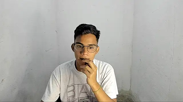 Deivi colins 23 online show from October 8, 2025, 1:25 am