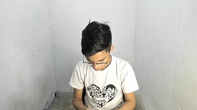 Deivi colins 23 online show from November 16, 2025, 10:26 pm