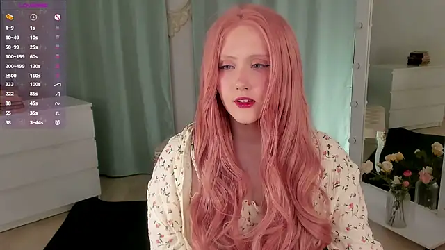 Snapshot of DelilahTaylor chatting on July 16, 2026, 10:05 pm DelilahTaylor online show from July 16, 2026, 10:05 pm