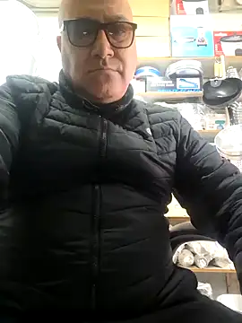 Snapshot of alexispinto chatting on July 9, 2026, 6:34 pm alexispinto online show from July 9, 2026, 6:34 pm