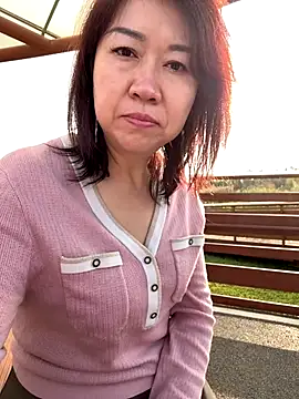 siru-love online show from October 25, 2025, 9:17 am