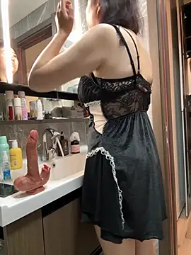 siru-love online show from November 1, 2025, 9:17 pm