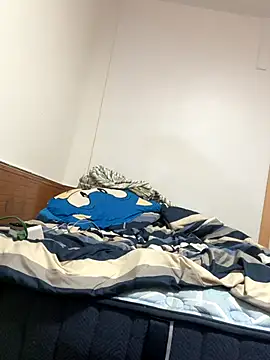 UrfavDilf69 online show from November 11, 2025, 12:27 pm