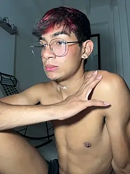 Snapshot of cherub_ chatting on February 19, 2026, 9:00 pm cherub online show from February 19, 2026, 9:00 pm