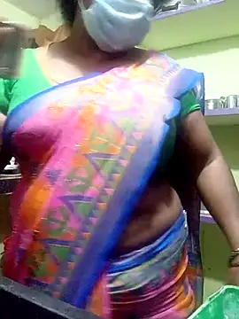 Snapshot of harinisree chatting on November 8, 2025, 3:39 am harinisree online show from November 8, 2025, 3:39 am