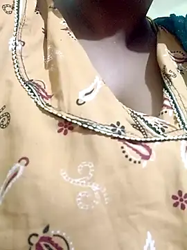 Snapshot of harinisree chatting on November 9, 2025, 3:38 am harinisree online show from November 9, 2025, 3:38 am