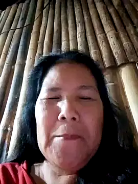 milagrose rose online show from November 13, 2025, 8:30 pm