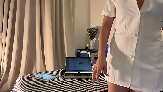 xiaowan x online show from April 1, 2026, 3:09 pm