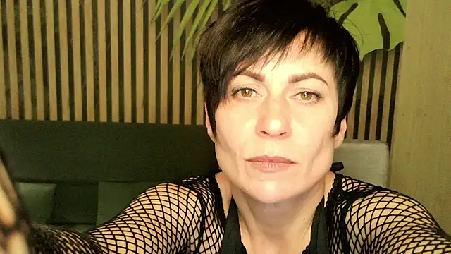 Snapshot of Ashley_Brookss chatting on October 29, 2025, 6:09 pm Ashley Brookss online show from October 29, 2025, 6:09 pm