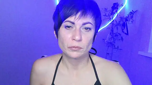 Snapshot of Ashley_Brookss chatting on November 7, 2025, 9:59 pm Ashley Brookss online show from November 7, 2025, 9:59 pm