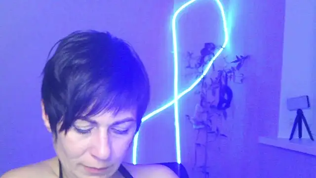 Snapshot of Ashley_Brookss chatting on November 8, 2025, 10:08 pm Ashley Brookss online show from November 8, 2025, 10:08 pm