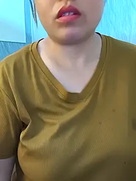 Snapshot of Sunna104 chatting on November 11, 2025, 5:02 pm Sunna104 online show from November 11, 2025, 5:02 pm