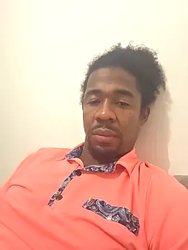 Snapshot of cracha chatting on October 11, 2025, 11:58 pm cracha online show from October 11, 2025, 11:58 pm