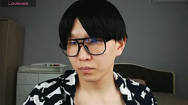 KaiChicken online show from February 27, 2026, 4:18 pm