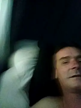 Snapshot of Rudiesny chatting on May 9, 2026, 2:28 am Rudiesny online show from May 9, 2026, 2:28 am