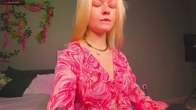 Callista a online show from November 19, 2025, 11:21 am