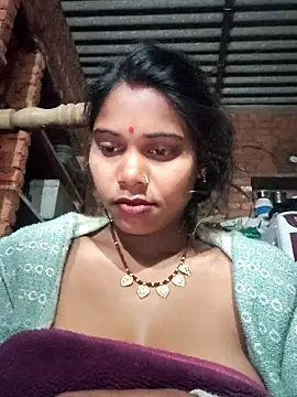 Katrina kaif143 online show from December 19, 2025, 10:50 pm