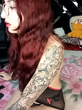 Snapshot of _luunaa_ chatting on October 4, 2025, 12:41 am luunaa online show from October 4, 2025, 12:41 am