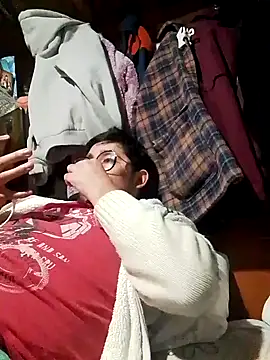 Snapshot of RAJV_ chatting on October 16, 2025, 2:45 am RAJV online show from October 16, 2025, 2:45 am