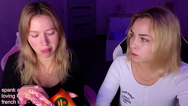 stefany and bettany online show from October 30, 2025, 7:58 pm