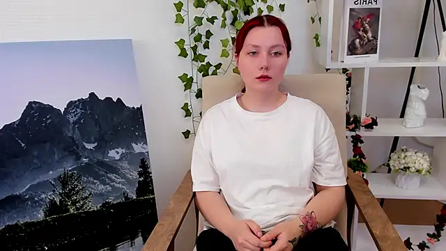 Snapshot of SabineSeta chatting on September 30, 2025, 11:48 am SabineSeta online show from September 30, 2025, 11:48 am