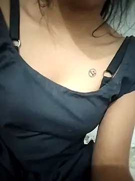 Snapshot of PEEHU-50 chatting on November 15, 2025, 12:41 am PEEHU-50 online show from November 15, 2025, 12:41 am