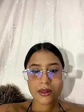 Snapshot of stefany_rouse chatting on October 2, 2025, 6:59 pm stefany rouse online show from October 2, 2025, 6:59 pm