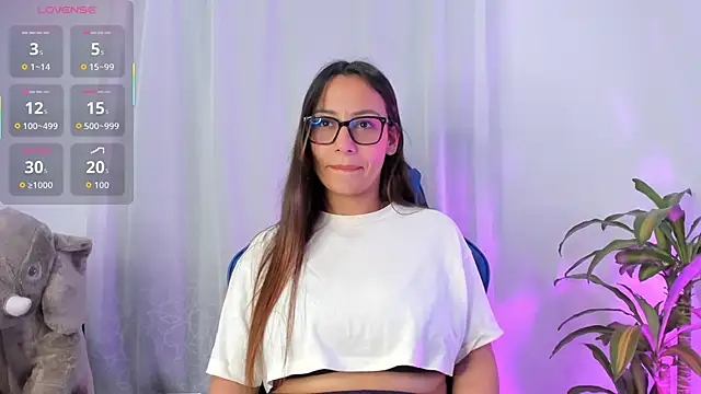 aleaa x online show from November 1, 2025, 1:18 am