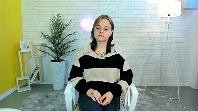 Snapshot of NinaArthurs chatting on September 30, 2025, 6:29 am NinaArthurs online show from September 30, 2025, 6:29 am