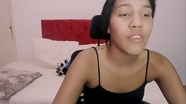 Snapshot of Tainara_ebony chatting on October 13, 2025, 7:14 pm Tainara ebony online show from October 13, 2025, 7:14 pm