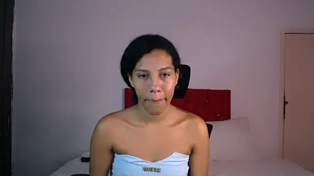 Snapshot of Tainara_ebony chatting on November 6, 2025, 7:15 pm Tainara ebony online show from November 6, 2025, 7:15 pm