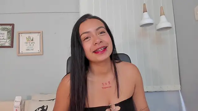 Lilo Rose online show from November 8, 2025, 12:16 pm