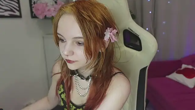 Snapshot of Staymonica chatting on February 24, 2026, 12:58 pm Staymonica online show from February 24, 2026, 12:58 pm