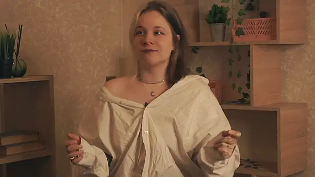 Snapshot of EviaVanveen chatting on October 11, 2025, 7:40 am EviaVanveen online show from October 11, 2025, 7:40 am