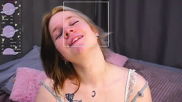 Snapshot of EviaVanveen chatting on November 5, 2025, 7:52 am EviaVanveen online show from November 5, 2025, 7:52 am