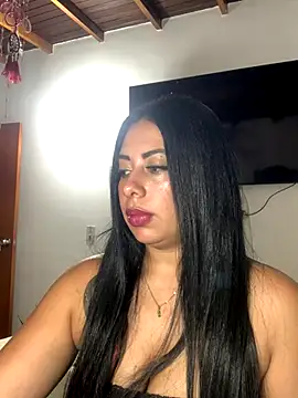 motita lux online show from November 13, 2025, 2:54 am