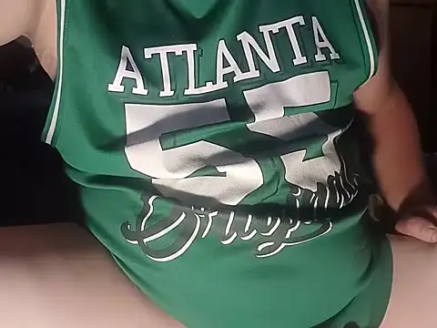 Snapshot of macKnd chatting on October 30, 2025, 6:41 pm macKnd online show from October 30, 2025, 6:41 pm