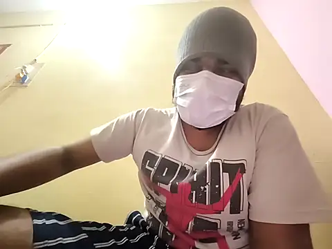 mallu boy 23 online show from February 14, 2026, 10:06 pm