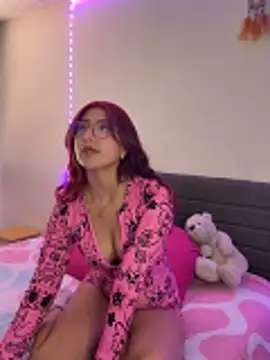 saramooon online show from December 1, 2025, 1:16 pm