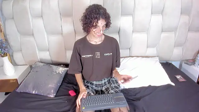 Scaarlett 22  online show from February 10, 2026, 4:16 am