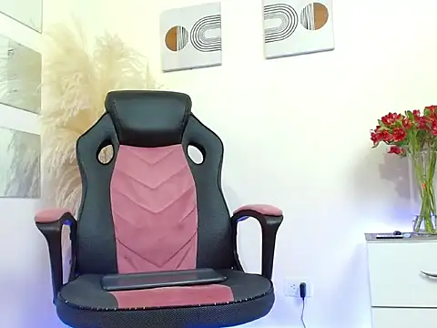 mathewv  online show from October 31, 2025, 1:39 am