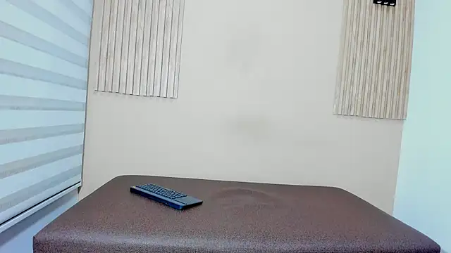 Snapshot of VANESA_RUSEFF chatting on October 5, 2025, 7:34 pm VANESA RUSEFF online show from October 5, 2025, 7:34 pm