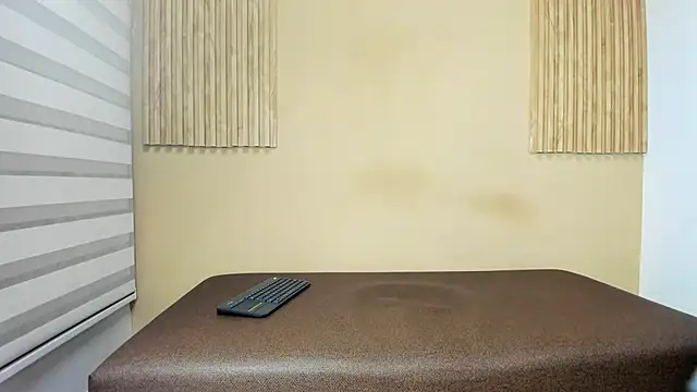 Snapshot of VANESA_RUSEFF chatting on October 18, 2025, 7:47 pm VANESA RUSEFF online show from October 18, 2025, 7:47 pm