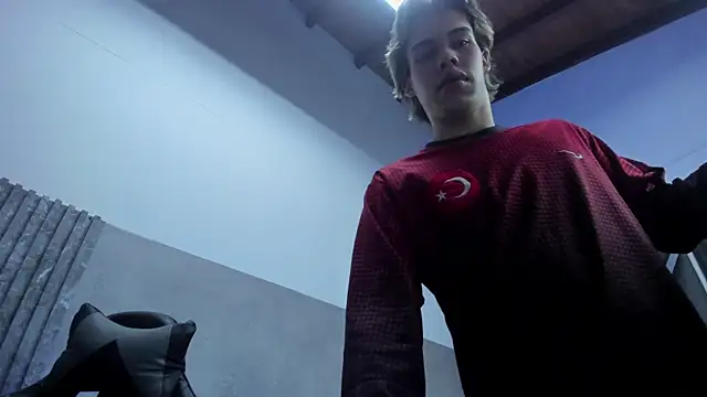 Lucian grey online show from November 12, 2025, 4:24 am