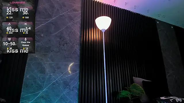 Snapshot of cloemorningstar chatting on November 13, 2025, 4:17 pm cloemorningstar online show from November 13, 2025, 4:17 pm