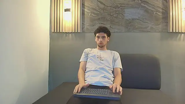 Snapshot of ISRAEL_GRAY chatting on October 16, 2025, 7:15 pm ISRAEL GRAY online show from October 16, 2025, 7:15 pm