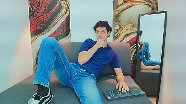 Snapshot of ISRAEL_GRAY chatting on November 7, 2025, 7:47 pm ISRAEL GRAY online show from November 7, 2025, 7:47 pm