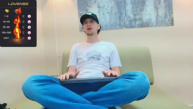 Snapshot of ISRAEL_GRAY chatting on November 15, 2025, 12:45 pm ISRAEL GRAY online show from November 15, 2025, 12:45 pm