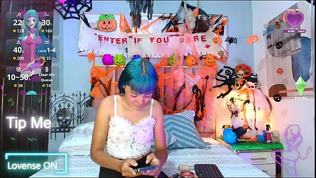 Snapshot of ElektraBlue chatting on October 27, 2025, 8:46 pm ElektraBlue online show from October 27, 2025, 8:46 pm