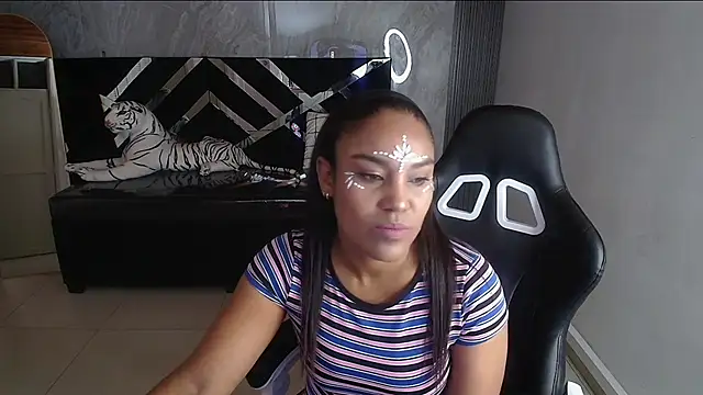 kamala a online show from October 21, 2025, 3:18 am